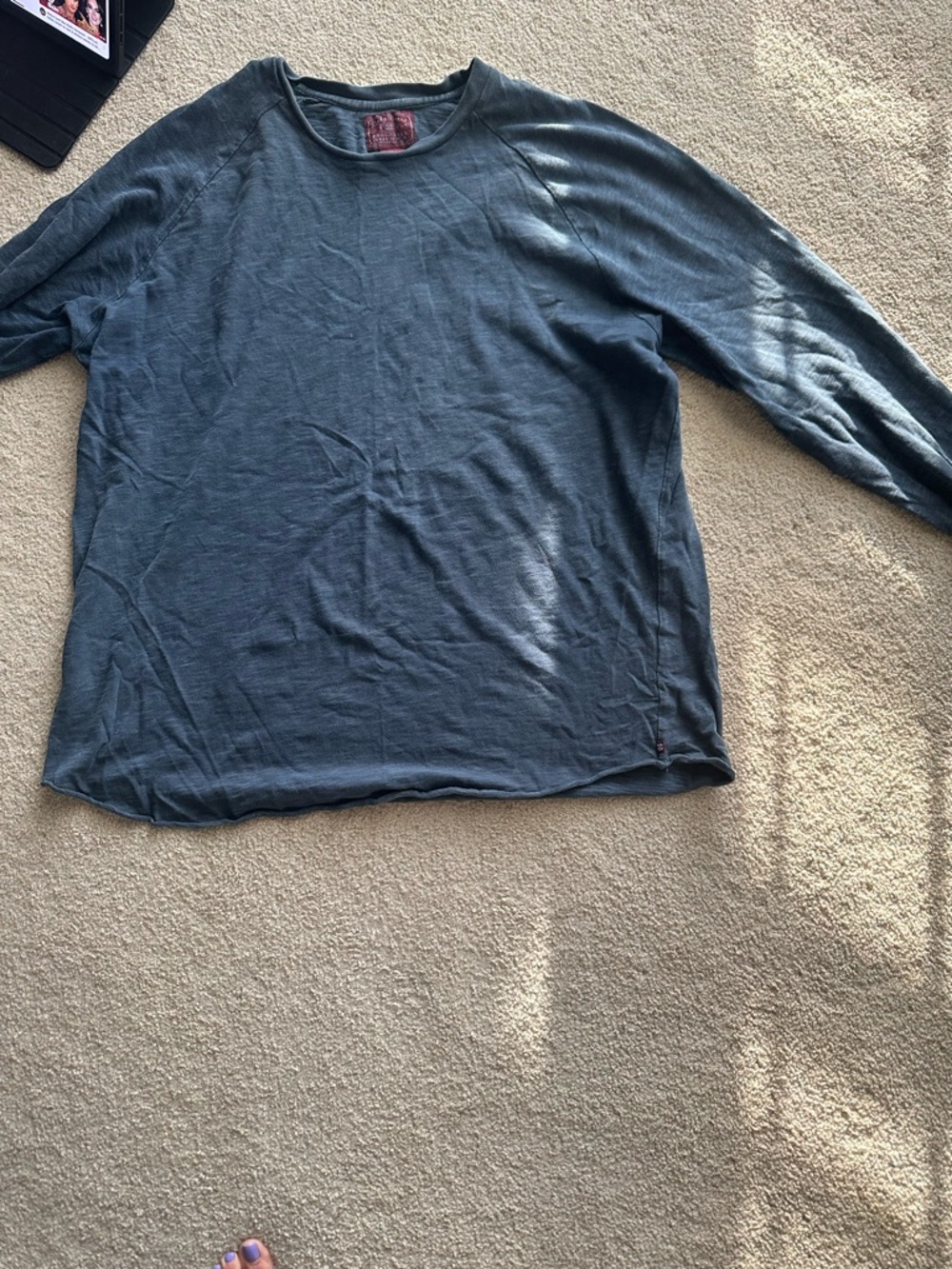 Lucky Brand Gray Crewneck Long Sleeve Tee Size XXL. Perfect with jeans or shorts